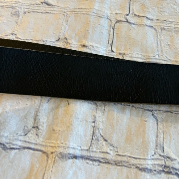 GENUINE FULL GRAIN BLACK LEATHER CHANGEABLE BUCKLE MENS CHUNKY BELT SIZE 50 - Picture 10 of 10